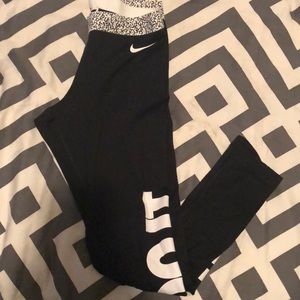NIKE Dry-fit leggings